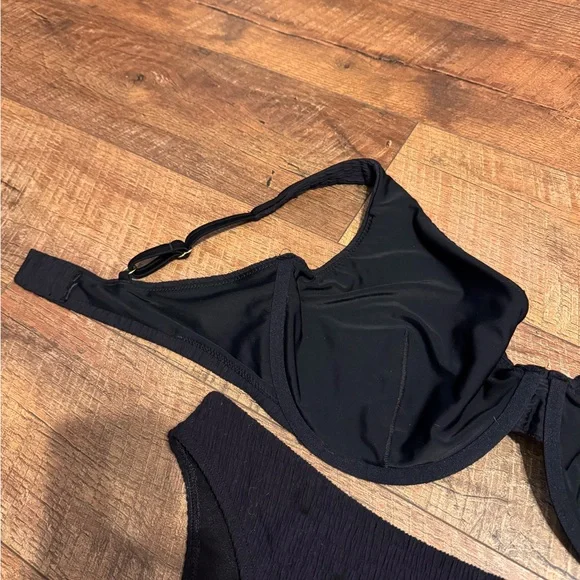 Abercrombie & Fitch Black Underwire Bra Intimates - Picture 9 of 11